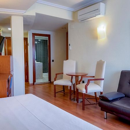 Torreluz Apartamentos Almería Kültér fotó