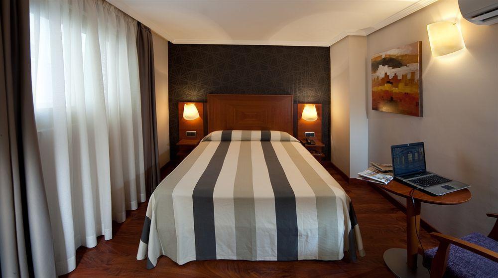 Torreluz Apartamentos Almería Kültér fotó