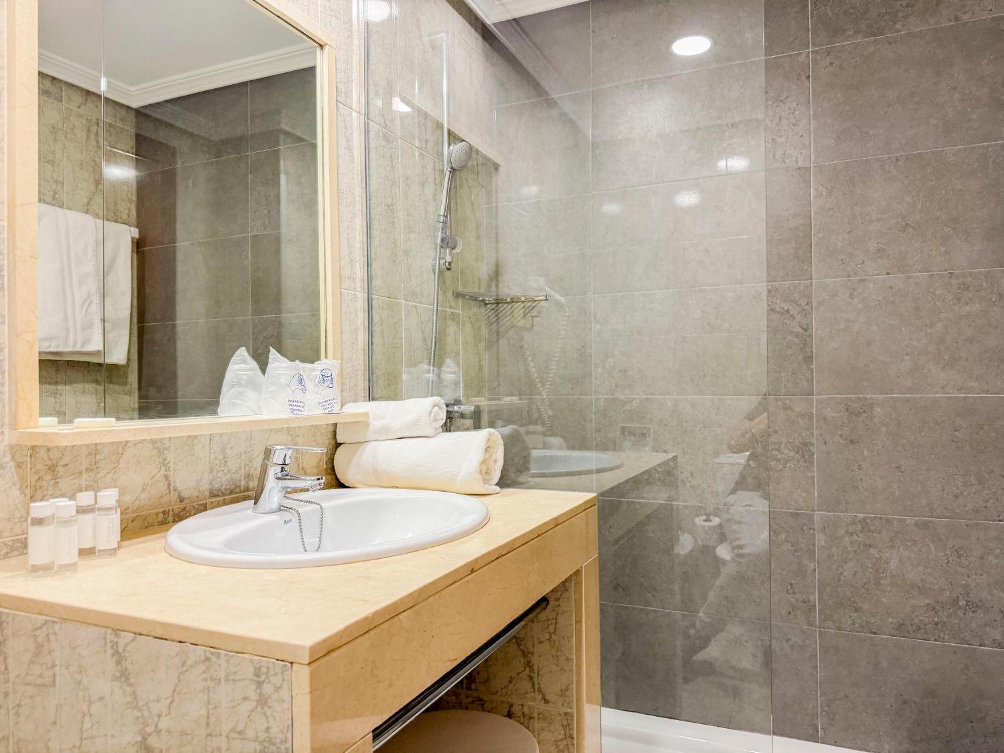 Torreluz Apartamentos Almería Kültér fotó